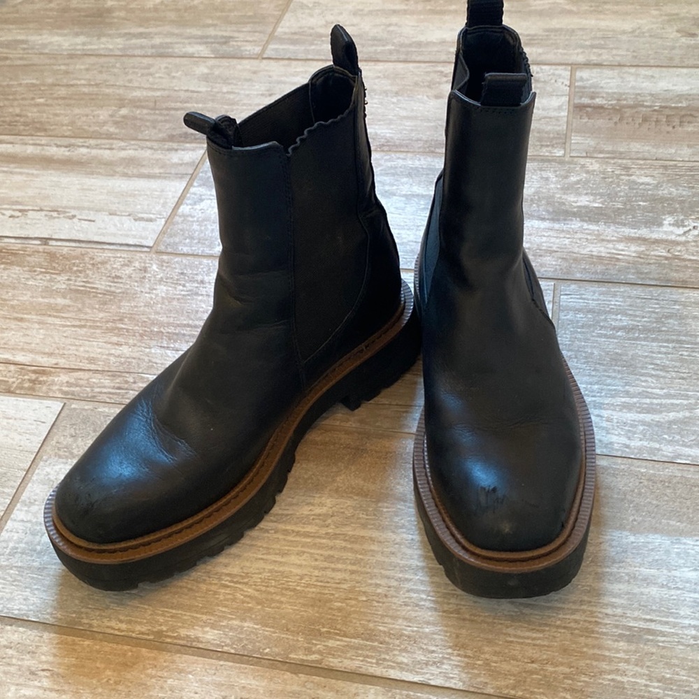 Sam Edelman Laguna boot size 7